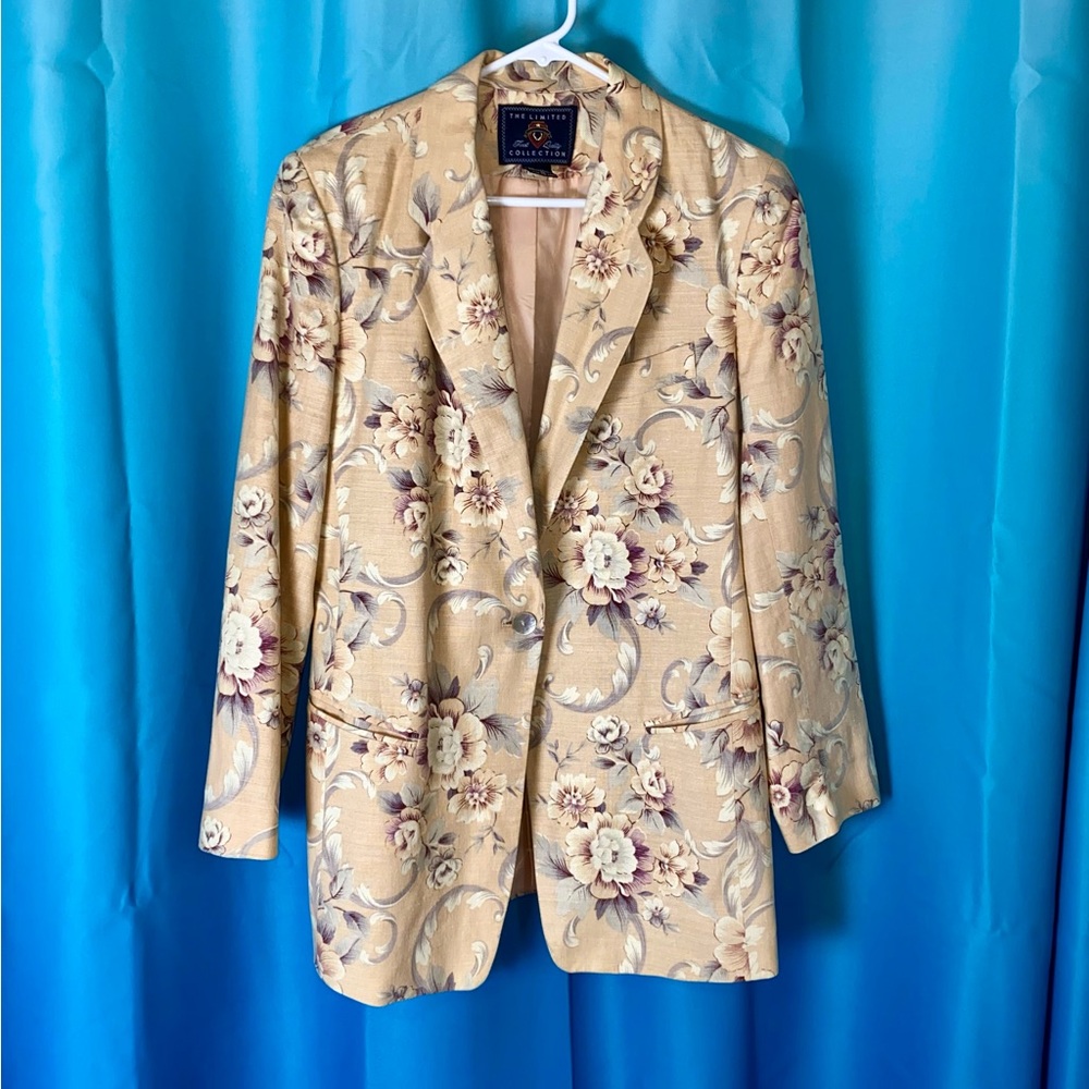 The Limited. Linen / Cotton Blend Longline Floral Blazer. Light Blush. Size M.